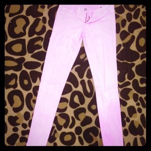 Baby pink "flying monkey" skinny jeans size 5. Baby pink "flying monkey" skinny jeans size 5.