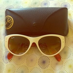 Authentic RayBan wayfarers Authentic RayBan wayfarers