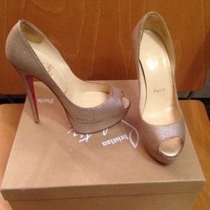 Christian Louboutin 150mm lady peeps gold 36.5 Christian Louboutin 150mm lady peeps gold 36.5