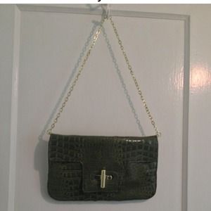 Christian Siriano Clutches & Wallets - Christian Siriano -- Green Purse/Clutch. Christian Siriano Clutches & Wallets - Christian Siriano -- Green Purse/Clutch.