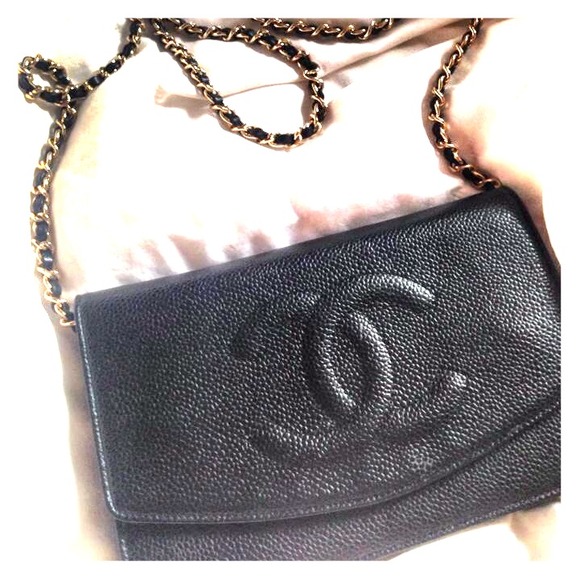 CHANEL Handbags - 💋HOST PICK💋Chanel Classic Black WOC CHANEL Handbags - 💋HOST PICK💋Chanel Classic Black WOC
