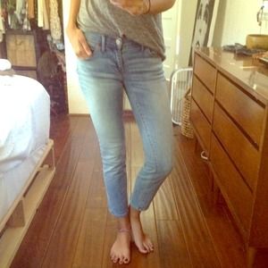 Madewell Denim - Madewell Skinny Skinny Crop in Mist Wash. Size 24 Madewell Denim - Madewell Skinny Skinny Crop in Mist Wash. Size 24