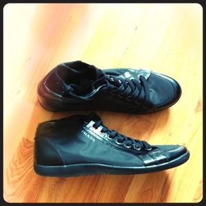 For the men! Black Prada shoes .. Male For the men! Black Prada shoes .. Male