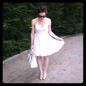 Express Dresses & Skirts - NEW White Express Dress Express Dresses & Skirts - NEW White Express Dress