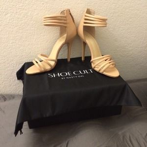 Nastygal Shoe Cult Nude Strappy Heels Nastygal Shoe Cult Nude Strappy Heels