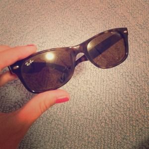 AUTHENTIC Rayban sunglasses!! AUTHENTIC Rayban sunglasses!!