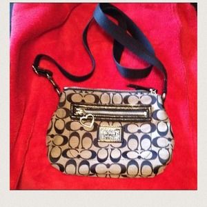 Authentic Coach Poppy Crossbody Authentic Coach Poppy Crossbody