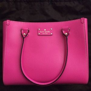 NWT Kate Spade Wellesley Quinn Tote NWT Kate Spade Wellesley Quinn Tote