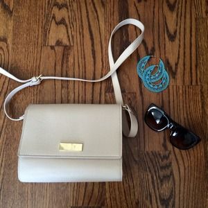 Forever 21 Handbags - Blush Faux Leather Shoulder Bag Forever 21 Handbags - Blush Faux Leather Shoulder Bag