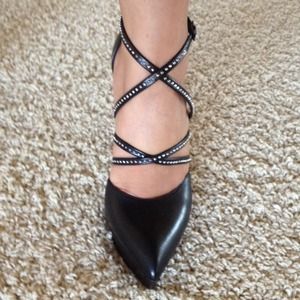 Saint Laurent Shoes - Saint Laurent Paris Studded Pumps Saint Laurent Shoes - Saint Laurent Paris Studded Pumps