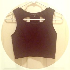 SALENWOT Black crop top SALENWOT Black crop top