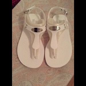 White plate t strap jelly sandal White plate t strap jelly sandal