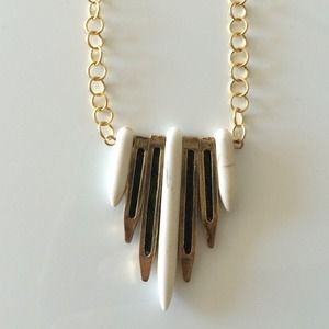 NIB David Aubrey gold Spike Necklace NIB David Aubrey gold Spike Necklace