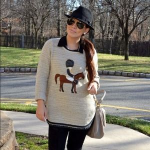 Sweaters - Knitted sweater with horse appliqué Sweaters - Knitted sweater with horse appliqué