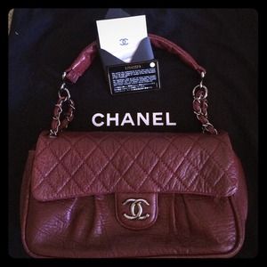 Reduced Price! CHANEL Calfskin Flap Bag Reduced Price! CHANEL Calfskin Flap Bag