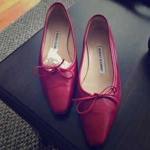 Manolo blahnik red ballet 35.5 Manolo blahnik red ballet 35.5