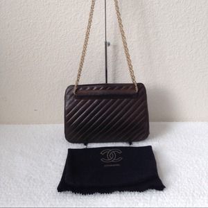 ๏HP๏Date Night 11.21.14๏ Authentic CHANEL bag ๏HP๏Date Night 11.21.14๏ Authentic CHANEL bag