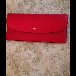  Red Coach Slim WalletNWOT Red Coach Slim WalletNWOT