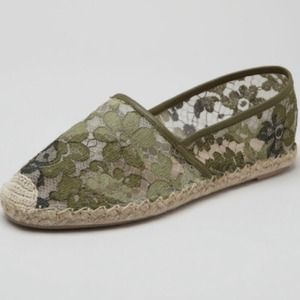 Valentino Shoes - Valentino Green Lace Espadrille Flat 40/10 NWT box Valentino Shoes - Valentino Green Lace Espadrille Flat 40/10 NWT box