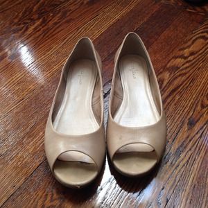Cole Haan Shoes - Nude Cole Haan Open-Toe Flats Cole Haan Shoes - Nude Cole Haan Open-Toe Flats