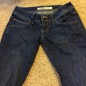 ZARA TRF Denim SZ. 26 feels more like 25 ZARA TRF Denim SZ. 26 feels more like 25