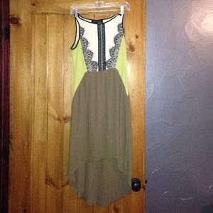 Super cute English Rose dress. EUC great for FALL Super cute English Rose dress. EUC great for FALL