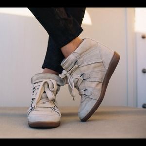 Isabel Marant Shoes - Isabel Marant Bluebel sneakers (PRICE DROP!) Isabel Marant Shoes - Isabel Marant Bluebel sneakers (PRICE DROP!)
