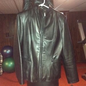 Cole Haan City black leather jacket 6 Cole Haan City black leather jacket 6