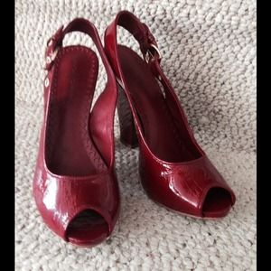 Patent Peep toe with chunky Heel Patent Peep toe with chunky Heel