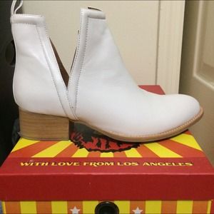 Jeffrey Campbell muskrat bootie Jeffrey Campbell muskrat bootie