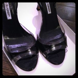 Sling back patent black manolo blahnik Sling back patent black manolo blahnik