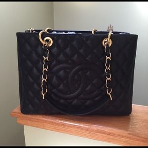 ๏ฏAuthentic โฅ๏ธโจBrand NewโจChanel GST ๏ฏAuthentic โฅ๏ธโจBrand NewโจChanel GST