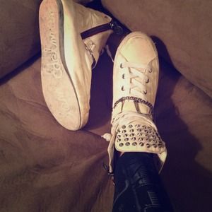 Cream Sam Edelman high top spike zip sneakers 8.5 Cream Sam Edelman high top spike zip sneakers 8.5