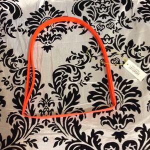 β¬οΈKate Spade Saturday orange headband leather β¬οΈKate Spade Saturday orange headband leather