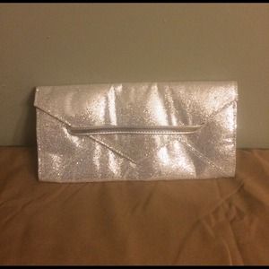 OGO Victoria's Secret Silver Bling Clutch OGO Victoria's Secret Silver Bling Clutch