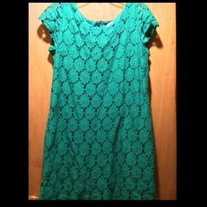 Exhilaration Dresses & Skirts - Green Lace Shift Dress Exhilaration Dresses & Skirts - Green Lace Shift Dress