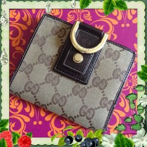SaleAuthentic GUCCI Bifold Monogram Wallet SaleAuthentic GUCCI Bifold Monogram Wallet