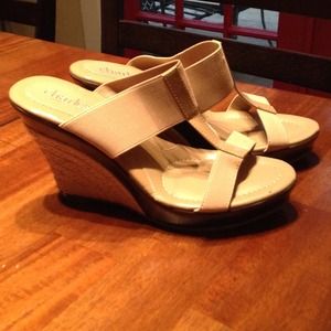 Charles David Wedge Sandals With 4-Inch Heels Charles David Wedge Sandals With 4-Inch Heels