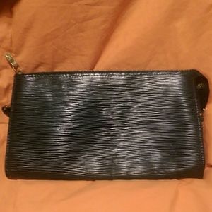 Louis Vuitton Epi Pochette! Authentic! Louis Vuitton Epi Pochette! Authentic!