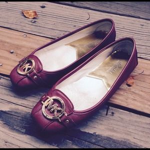 Michael Kors leather upper flats Michael Kors leather upper flats