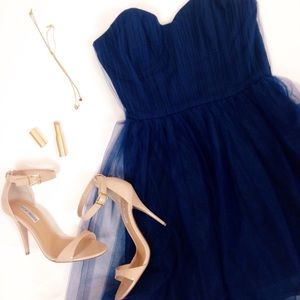 Alice + Olivia Dresses & Skirts - Alice + Olivia Navy Blue Landi Pouf Dress Alice + Olivia Dresses & Skirts - Alice + Olivia Navy Blue Landi Pouf Dress