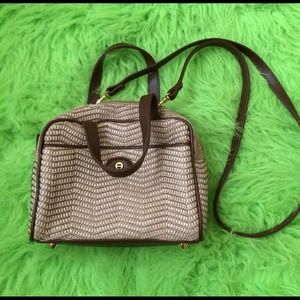 Vintage 90s Crossbody Purse Vintage 90s Crossbody Purse