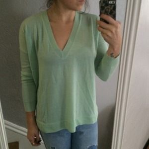 J. Crew Sweaters - J Crew V neck boyfriend sweater J. Crew Sweaters - J Crew V neck boyfriend sweater