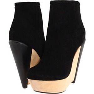 Kelsi Dagger Acalia Bootie in black suede Kelsi Dagger Acalia Bootie in black suede