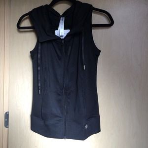 Lorna Jane Tops - NWT Lorna Jane black sleeveless hooded zip vest Lorna Jane Tops - NWT Lorna Jane black sleeveless hooded zip vest