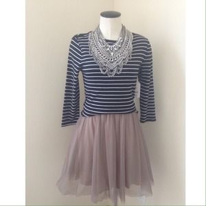 H&M Dresses & Skirts - H&M Nude Tulle Skater skirt Dress | size 6 H&M Dresses & Skirts - H&M Nude Tulle Skater skirt Dress | size 6