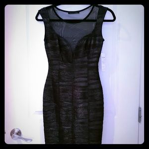 **NWOT ** Textured Metallic Bodycon Dress **NWOT ** Textured Metallic Bodycon Dress