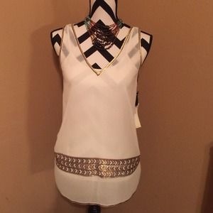 ❤️HP 02/08 ❤️ Sheer top with sequin detailing ❤️HP 02/08 ❤️ Sheer top with sequin detailing