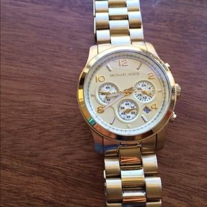 Michael Kors Gold-Tone Watch Michael Kors Gold-Tone Watch