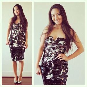 Dresses & Skirts - Sequin midi dress π Dresses & Skirts - Sequin midi dress π